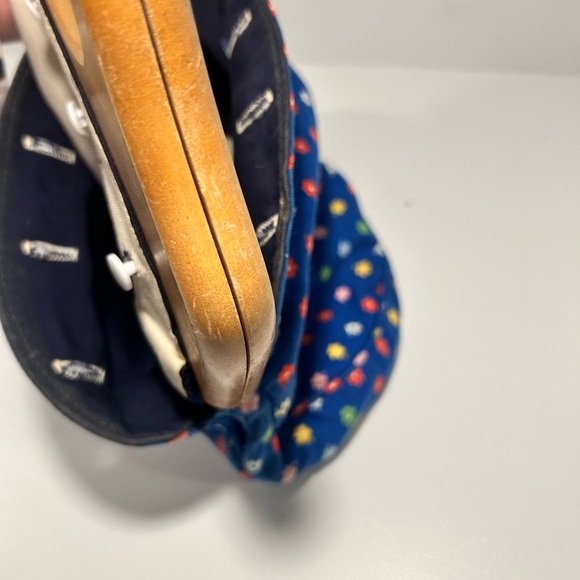 Vintage Wood Frame Purse Floral Fabric Handbag Boho Retro 1970s - Picture 3 of 13